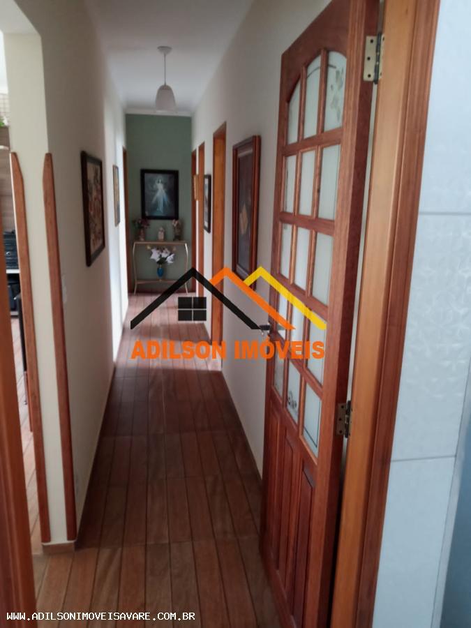 Casa à venda com 3 quartos, 250m² - Foto 10