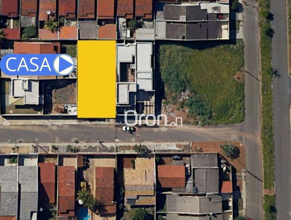 Casa à venda com 3 quartos, 137m² - Foto 1