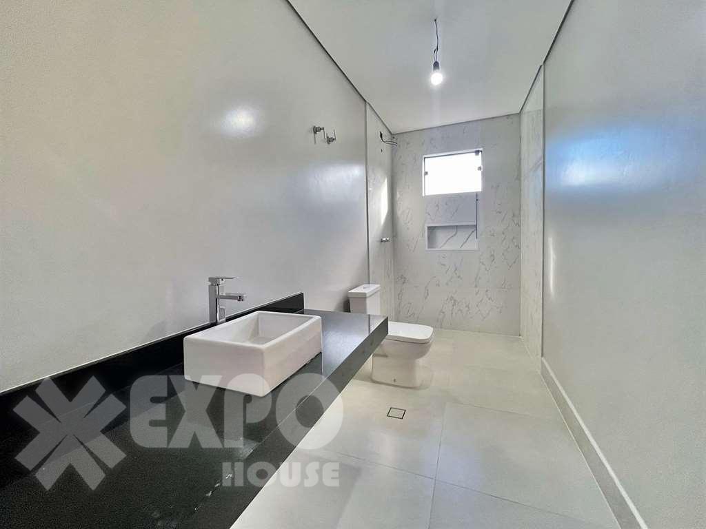 Casa de Condomínio à venda com 4 quartos, 500m² - Foto 43