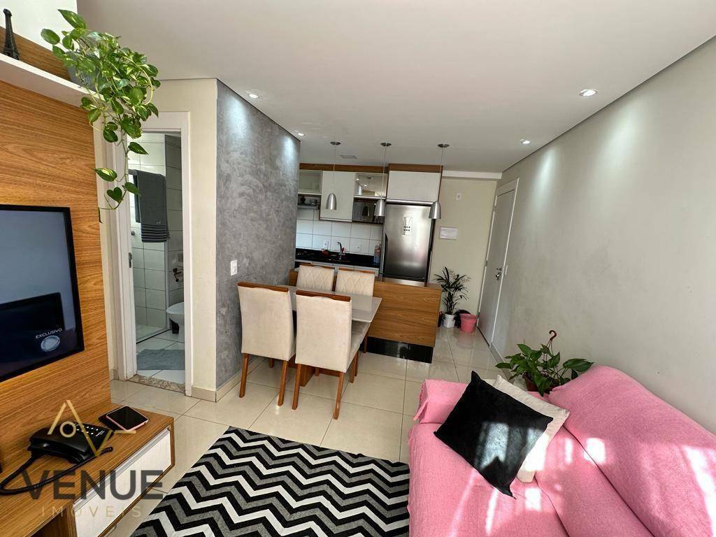 Apartamento à venda com 2 quartos, 41m² - Foto 2