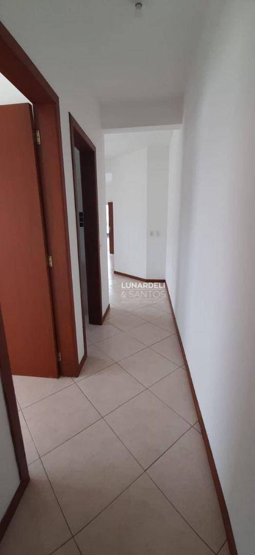 Apartamento à venda com 2 quartos, 56m² - Foto 3