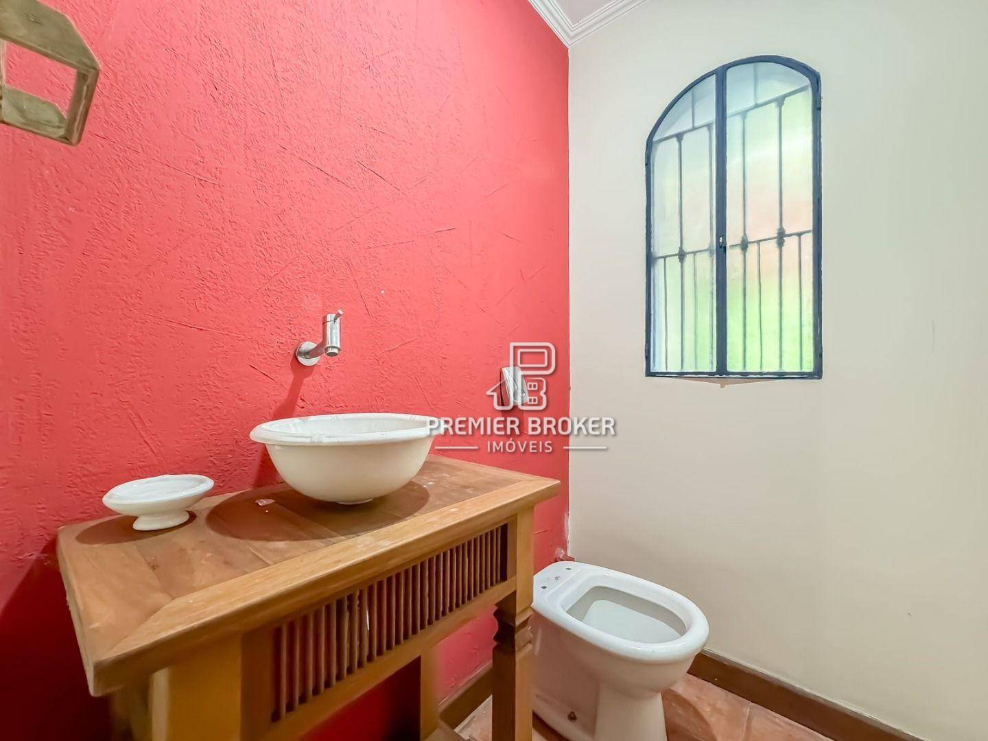 Casa de Condomínio à venda com 4 quartos, 276m² - Foto 10