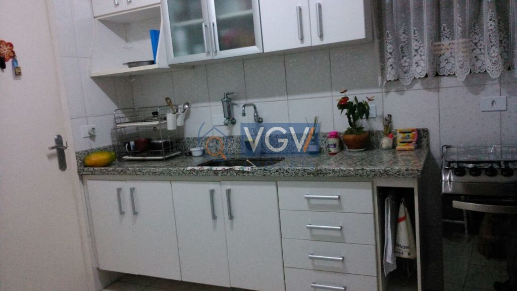 Apartamento para alugar com 3 quartos, 70m² - Foto 1