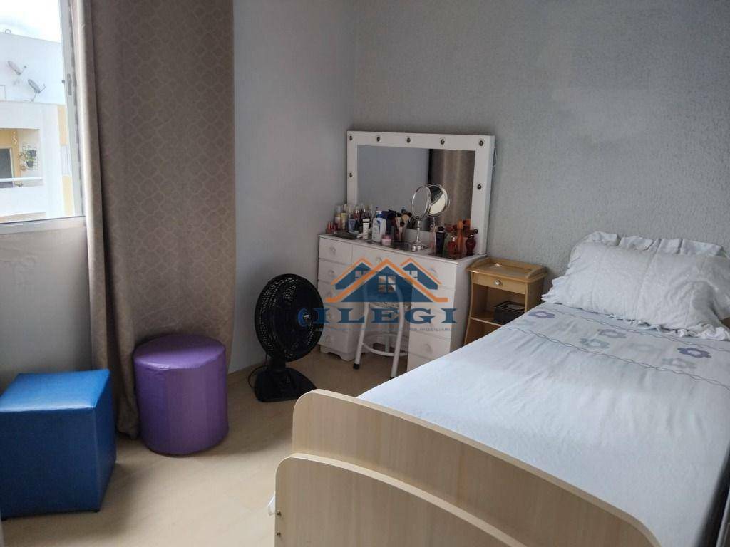 Apartamento à venda com 2 quartos, 60m² - Foto 13