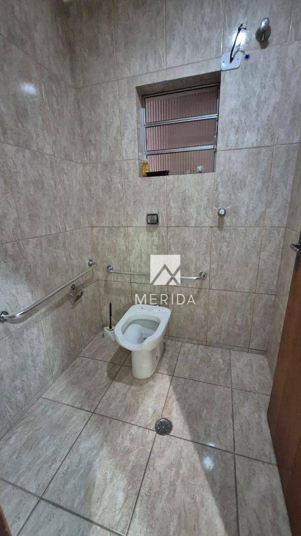 Depósito-Galpão-Armazém para alugar, 335m² - Foto 6