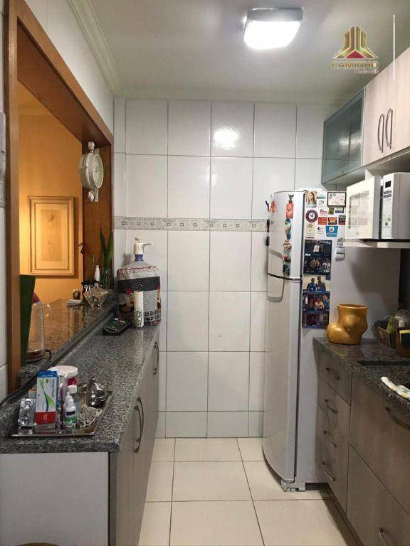 Apartamento à venda com 3 quartos, 83m² - Foto 5