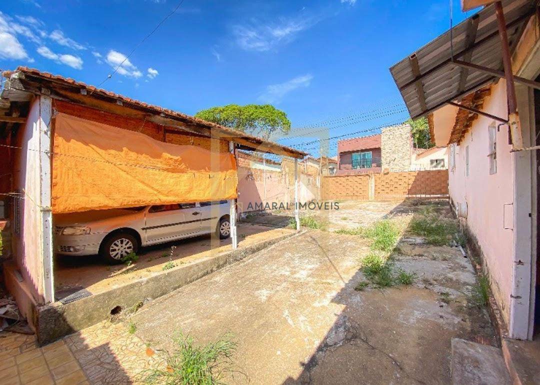 Casa à venda com 3 quartos, 137m² - Foto 3