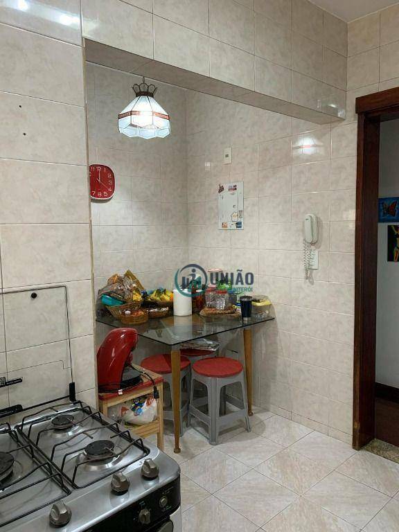 Apartamento à venda com 3 quartos, 120m² - Foto 23