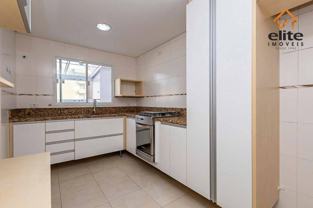 Apartamento para alugar com 3 quartos, 151m² - Foto 31