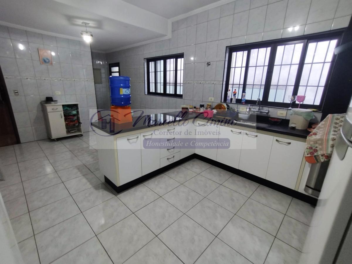 Sobrado à venda com 3 quartos, 310m² - Foto 8