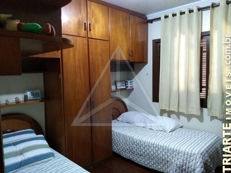 Casa à venda com 3 quartos, 240m² - Foto 13