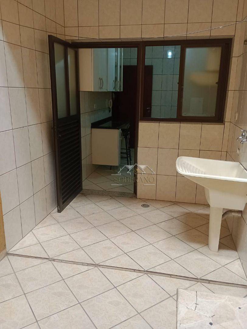 Sobrado para alugar com 2 quartos, 174m² - Foto 4