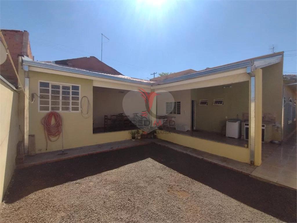 Casa à venda com 2 quartos, 154m² - Foto 13