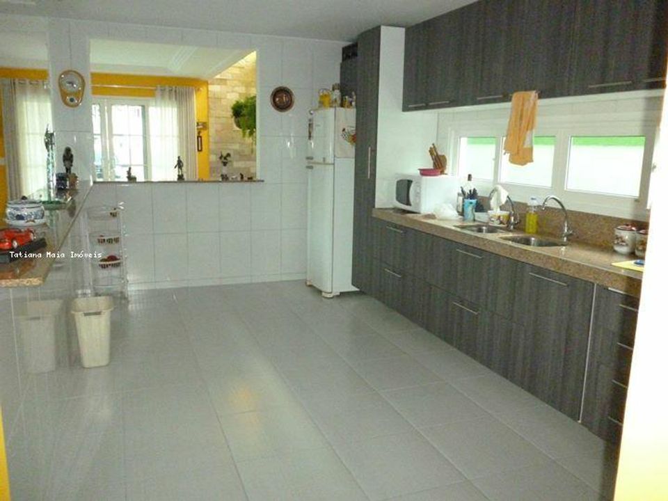 Casa de Condomínio à venda com 4 quartos, 300m² - Foto 21