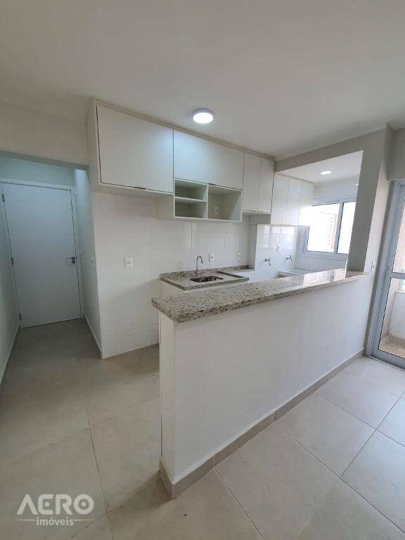 Apartamento para alugar com 1 quarto, 50m² - Foto 13