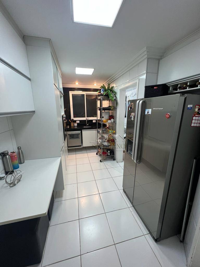 Apartamento à venda com 3 quartos, 96m² - Foto 9