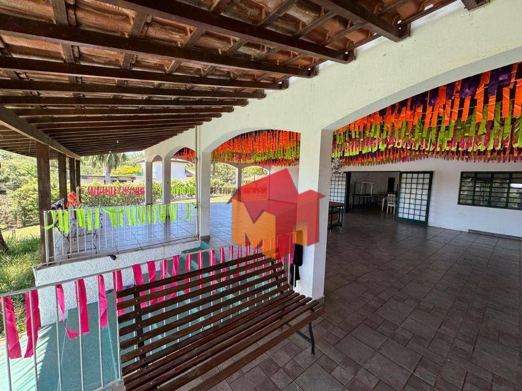 Chácara à venda com 4 quartos, 350m² - Foto 24