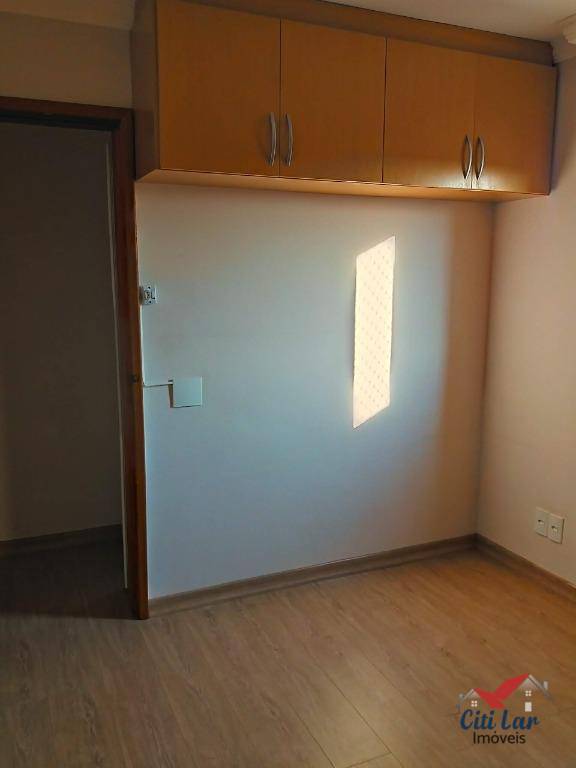 Apartamento à venda com 2 quartos, 52m² - Foto 23