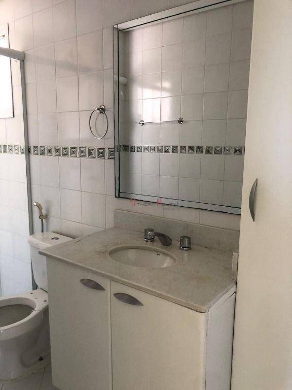 Apartamento à venda com 2 quartos, 75m² - Foto 16