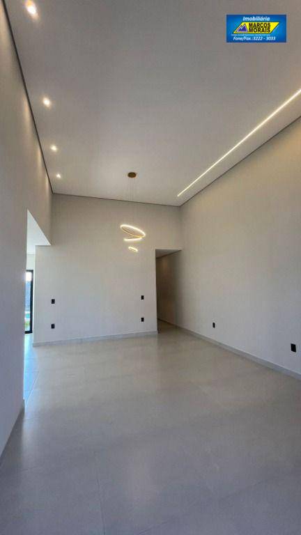 Casa de Condomínio à venda com 3 quartos, 140m² - Foto 2