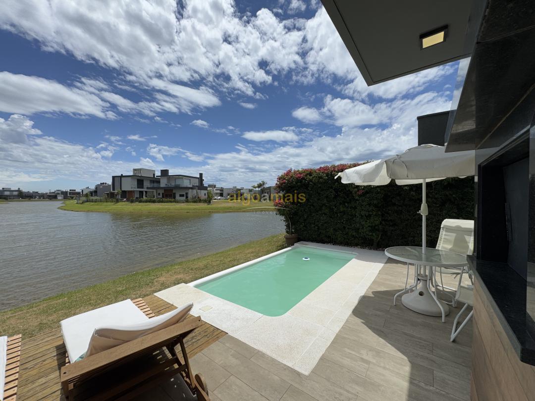 Casa de Condomínio à venda com 4 quartos, 196m² - Foto 27