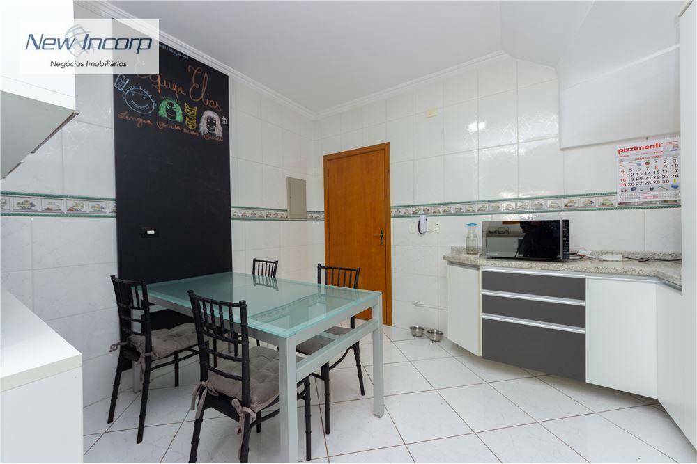 Casa à venda com 3 quartos, 270m² - Foto 9