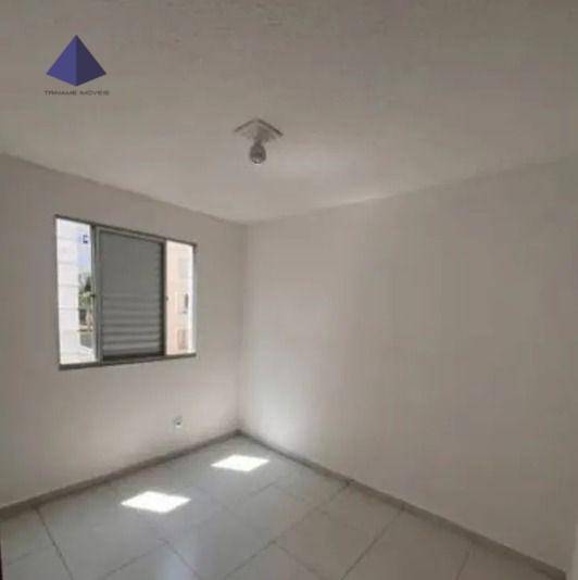 Apartamento à venda com 2 quartos, 45m² - Foto 3