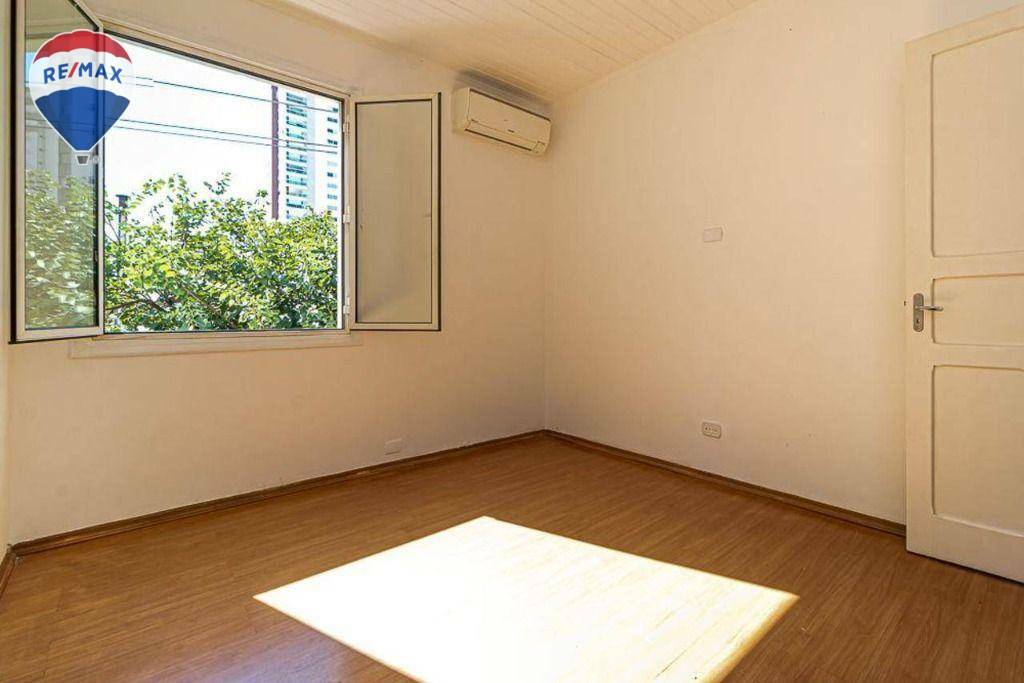 Casa à venda com 4 quartos, 180m² - Foto 22