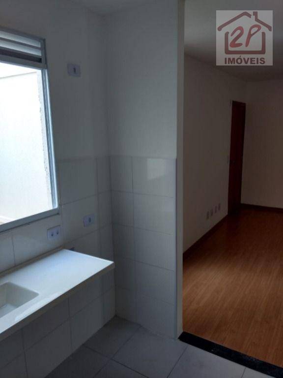 Apartamento para alugar com 2 quartos, 40m² - Foto 7