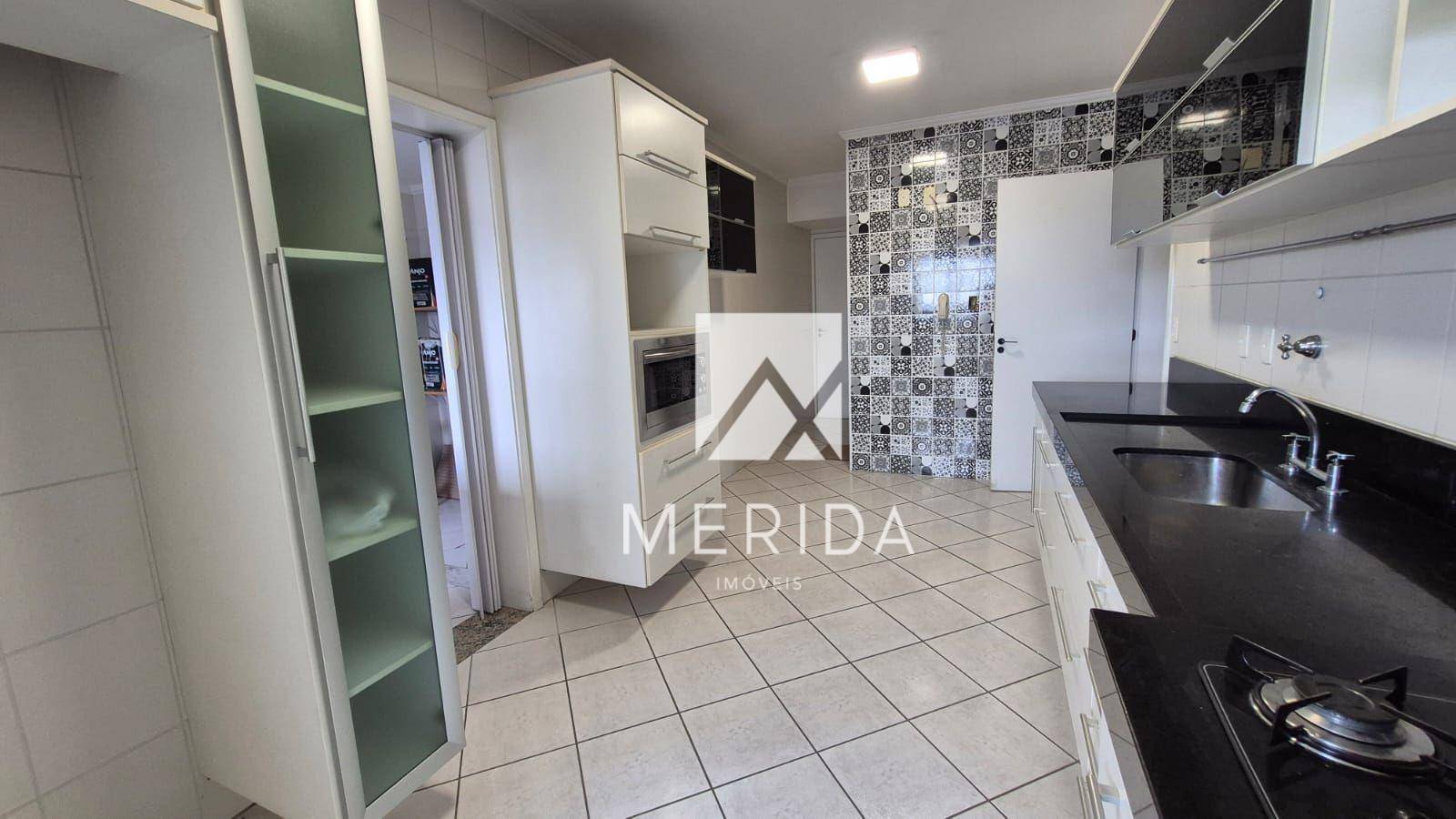 Apartamento para alugar com 3 quartos, 144m² - Foto 10