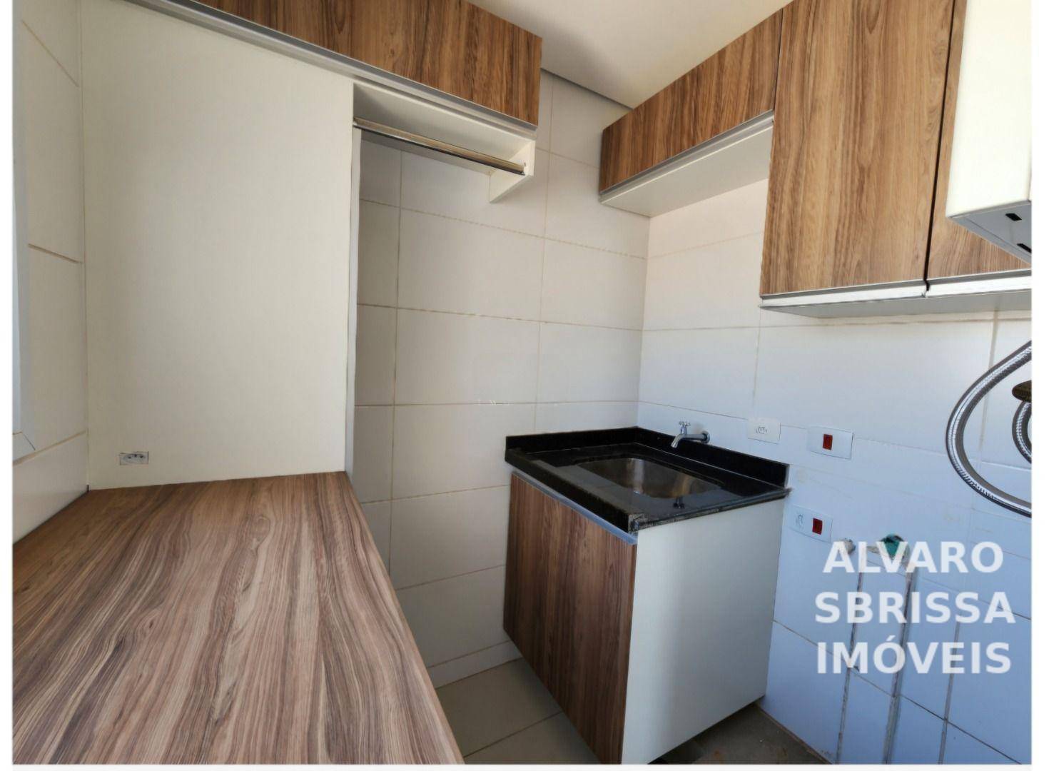 Apartamento para alugar com 3 quartos, 86m² - Foto 10