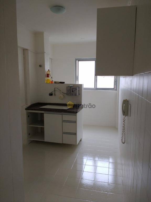 Apartamento à venda com 1 quarto, 48m² - Foto 1