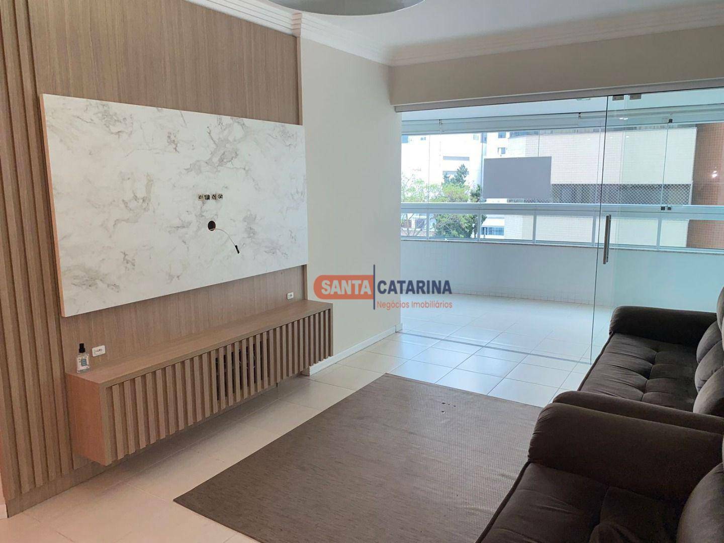 Apartamento para alugar com 2 quartos, 112m² - Foto 15