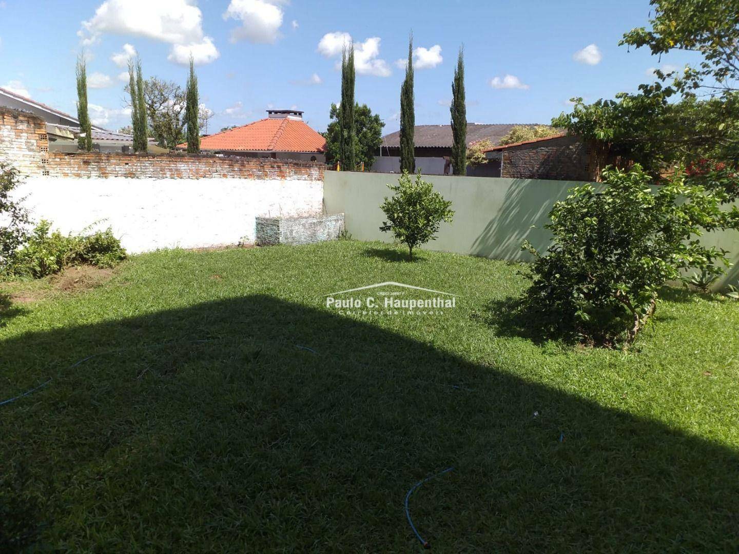 Casa à venda com 3 quartos, 220m² - Foto 3