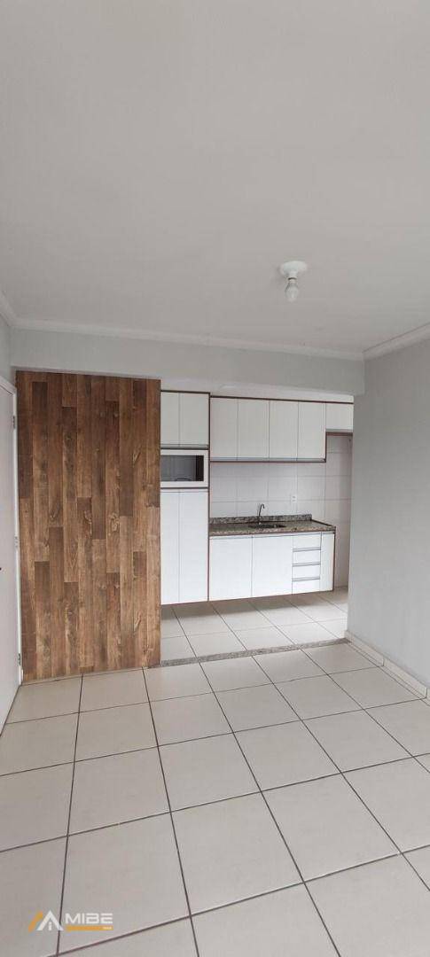 Apartamento para alugar com 2 quartos, 55m² - Foto 2