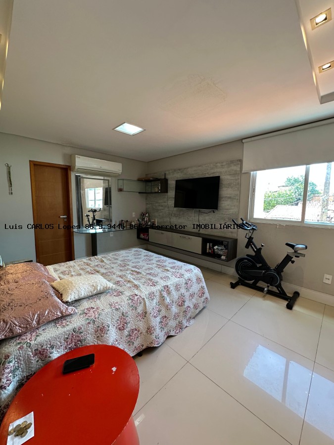 Casa à venda com 4 quartos, 278m² - Foto 10