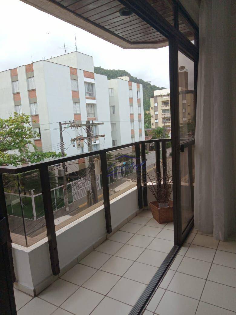 Apartamento à venda com 3 quartos, 260m² - Foto 6