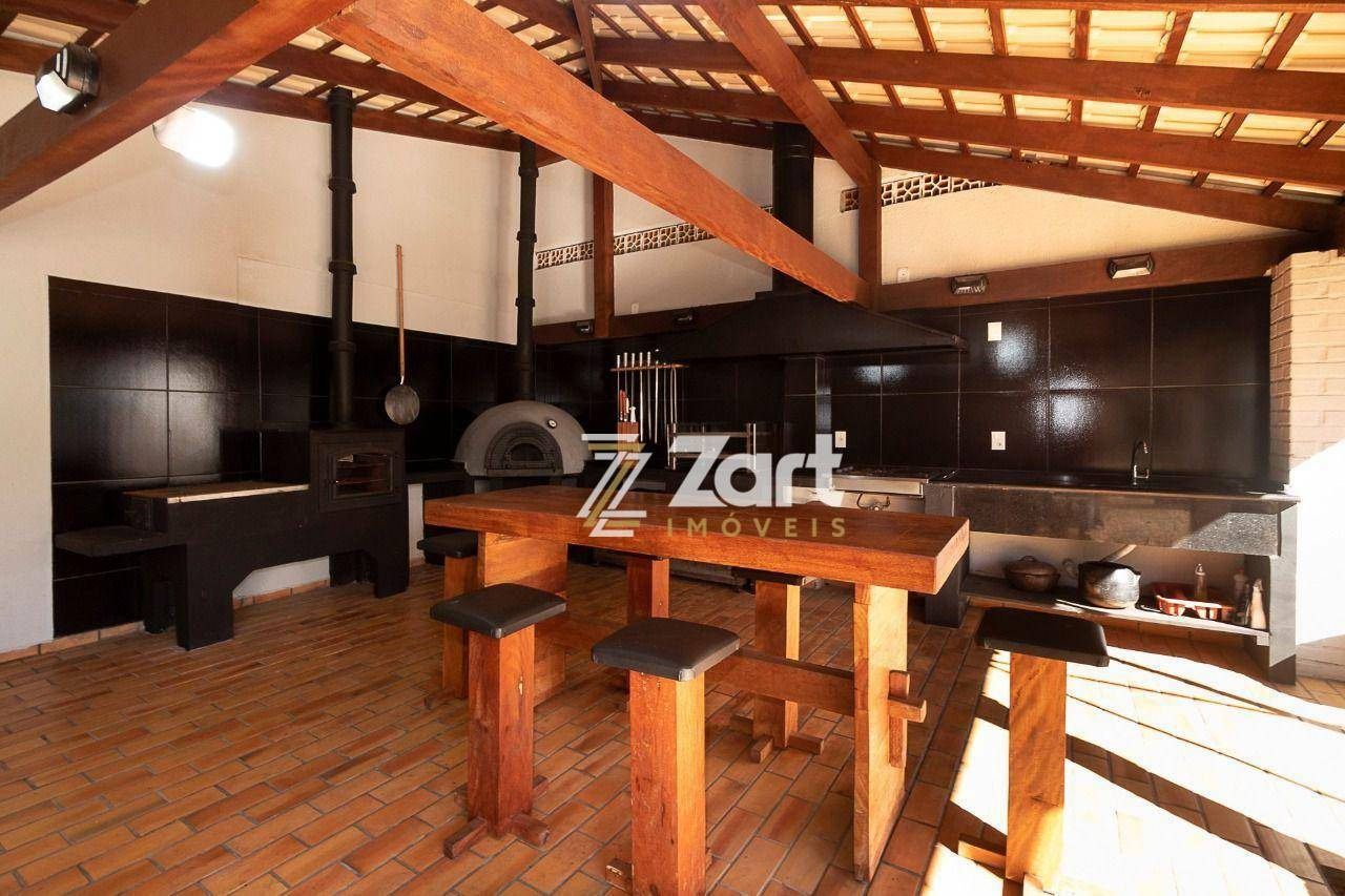 Casa à venda com 6 quartos, 805m² - Foto 5