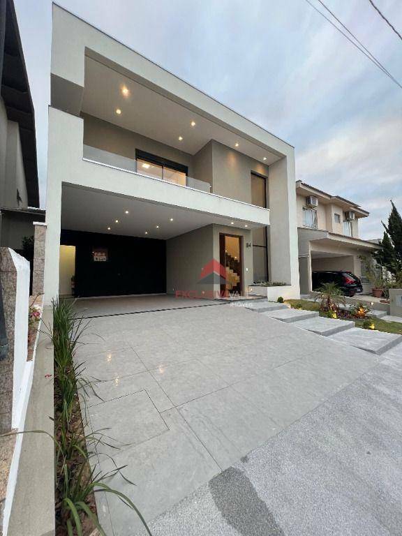Casa de Condomínio à venda com 4 quartos, 250m² - Foto 2