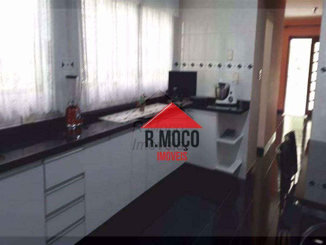 Sobrado à venda com 3 quartos, 320m² - Foto 6