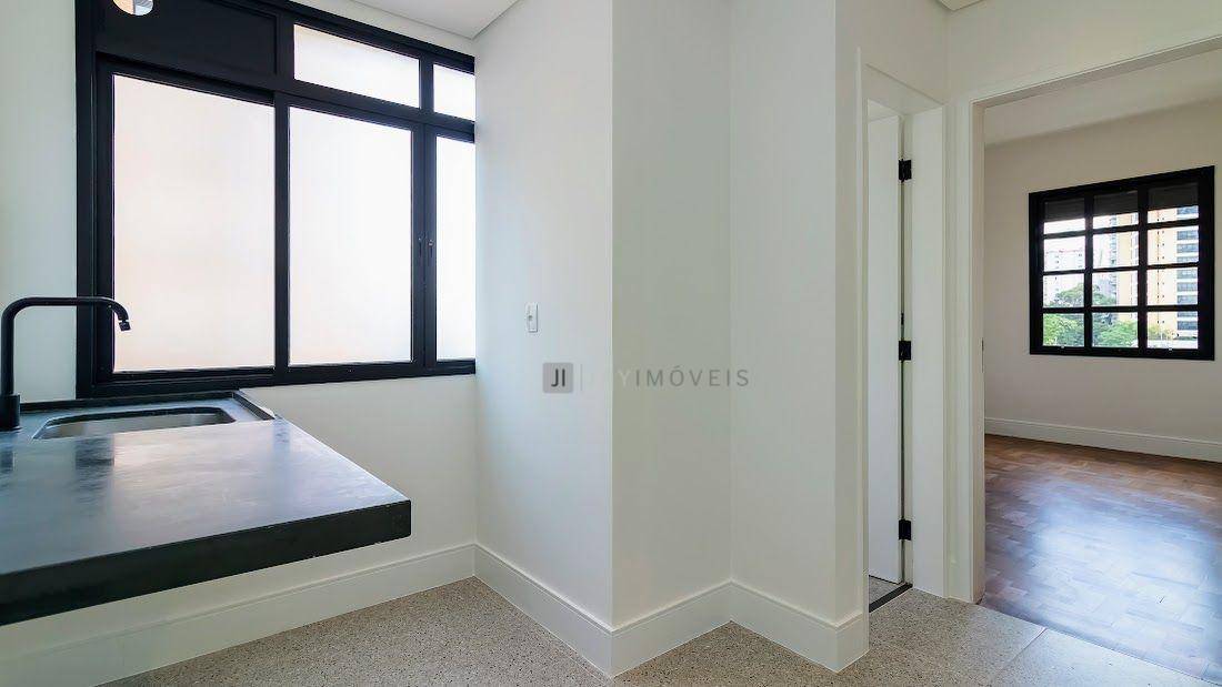 Apartamento à venda com 3 quartos, 212m² - Foto 31