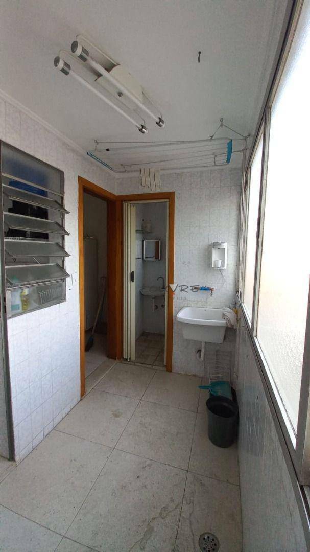 Apartamento à venda com 2 quartos, 80m² - Foto 14