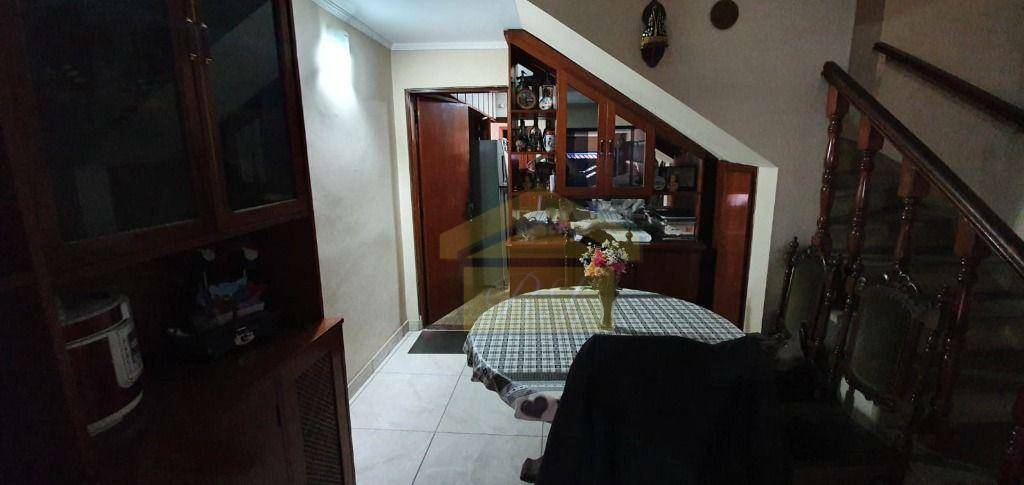 Sobrado à venda com 3 quartos, 131m² - Foto 8