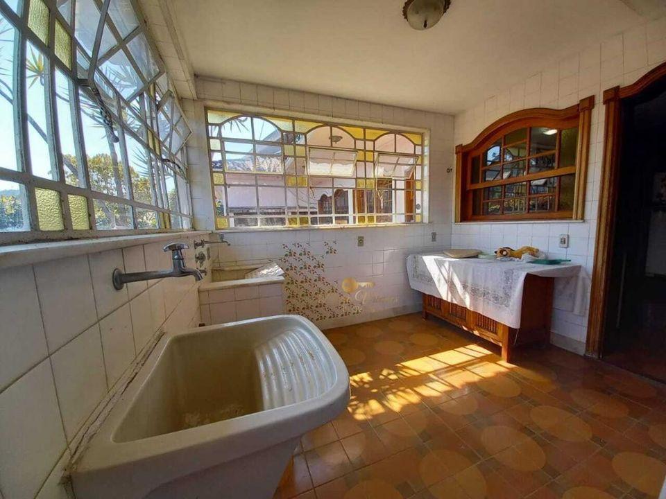 Casa à venda com 4 quartos, 3600m² - Foto 30