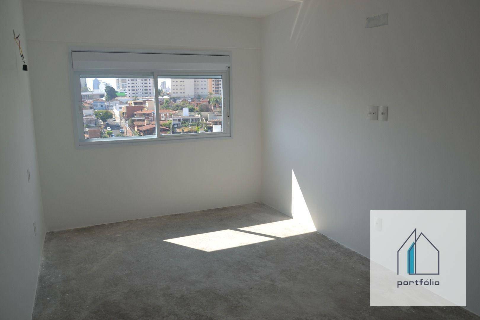 Apartamento à venda com 3 quartos, 180m² - Foto 13