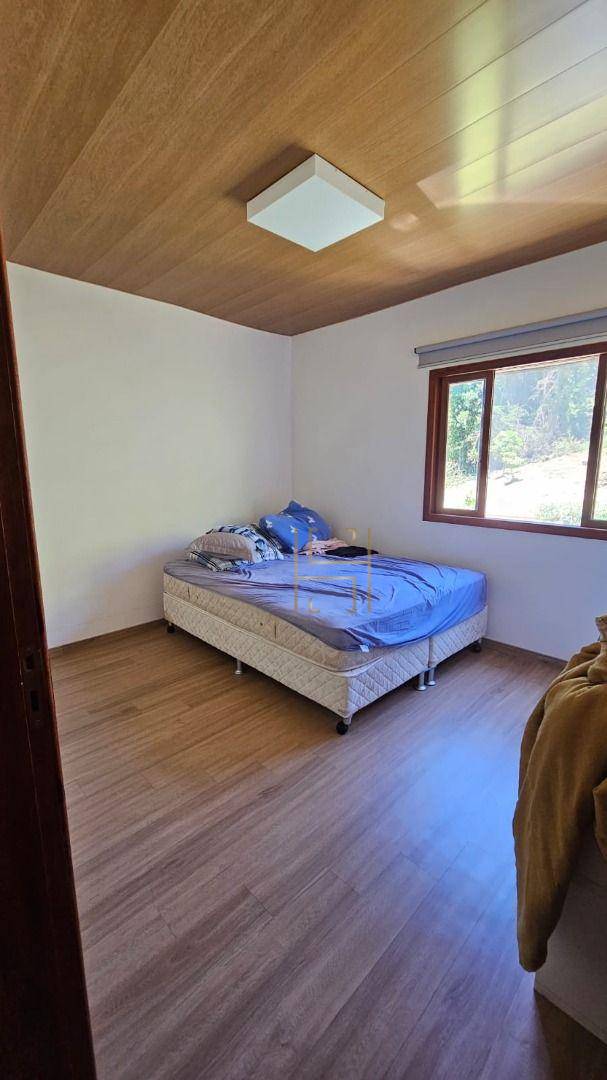 Casa, 4 quartos, 140 m² - Foto 4