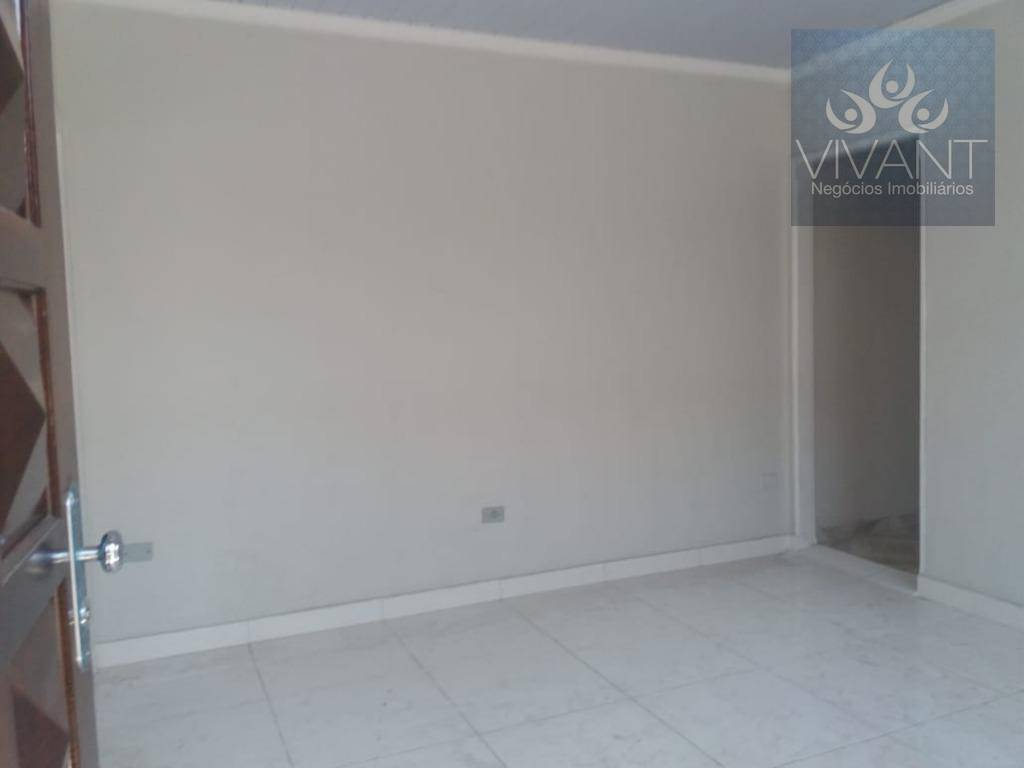 Casa à venda com 2 quartos, 62m² - Foto 12