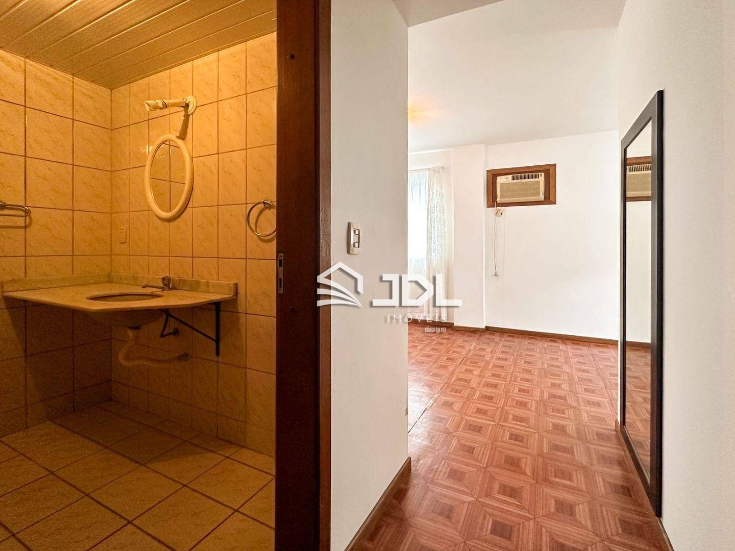 Apartamento à venda com 3 quartos, 110m² - Foto 13