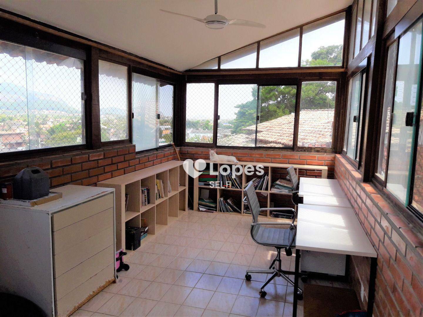 Casa à venda com 3 quartos, 287m² - Foto 21