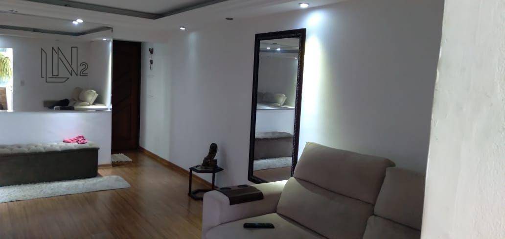 Apartamento à venda com 2 quartos, 64m² - Foto 3